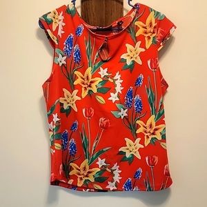 NY&C 7th Avenue Design Studio Sleeveless Red Floral Top in Size M